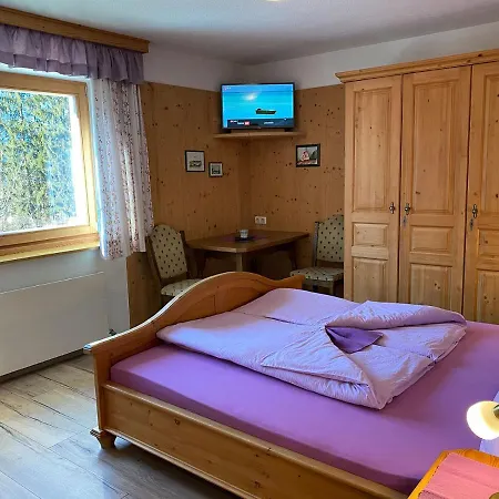 アパート Appartments Hofer *