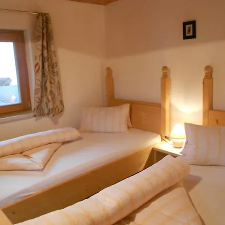 Appartments Hofer アパート